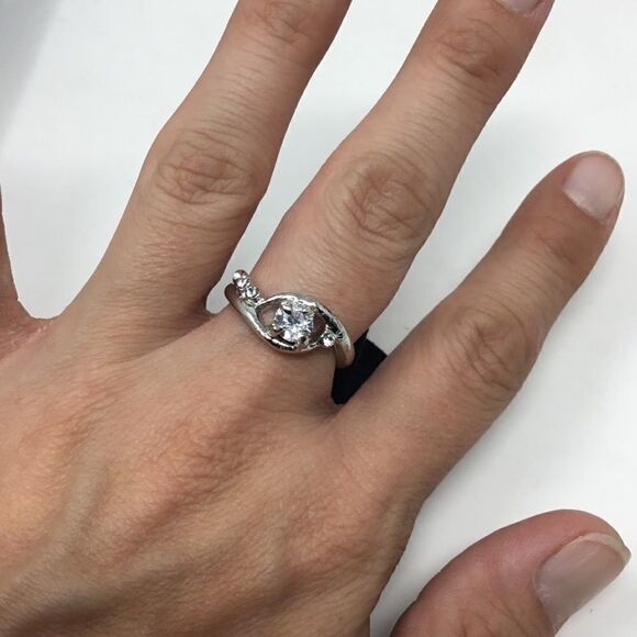 Cubic Zirconia Curved Fashion Ring (H15) - Picture 1 of 6